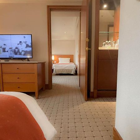 Hione Holiday Hotel ไทเป ภายนอก รูปภาพ